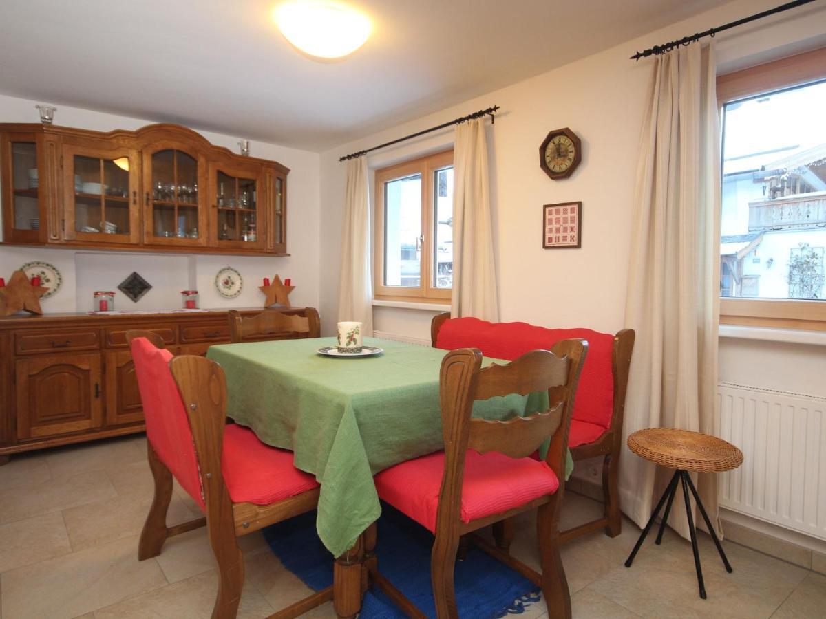 Apartment Near The Hahnenkamm Cable Car Кицбюэль Экстерьер фото