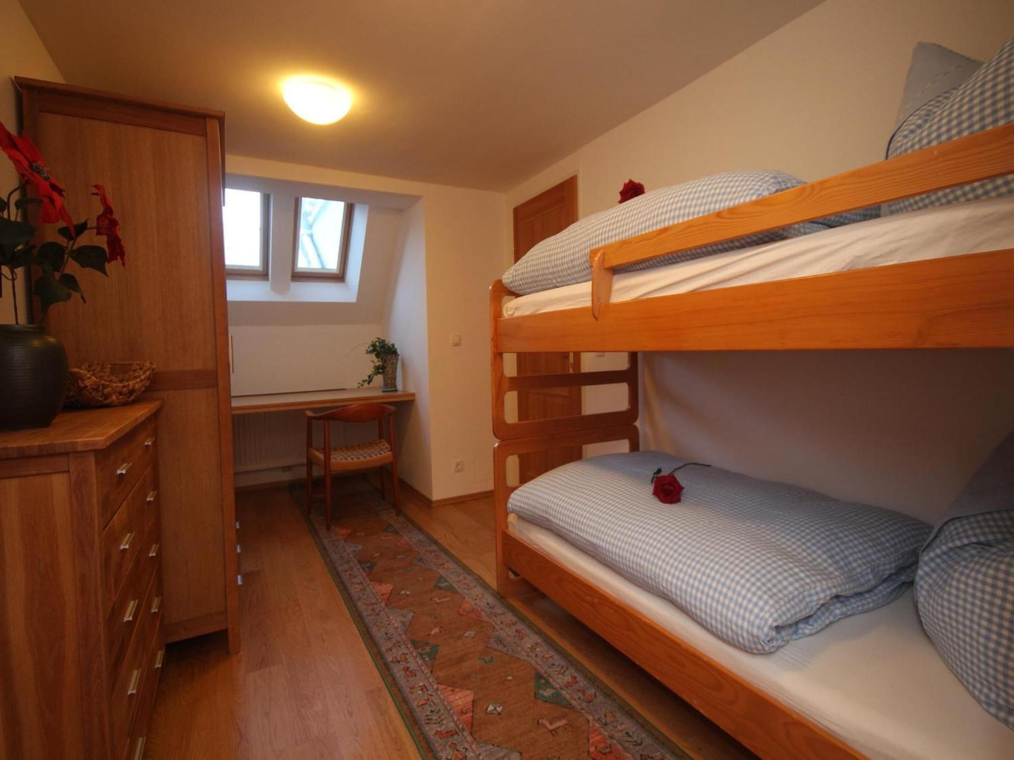 Apartment Near The Hahnenkamm Cable Car Кицбюэль Экстерьер фото