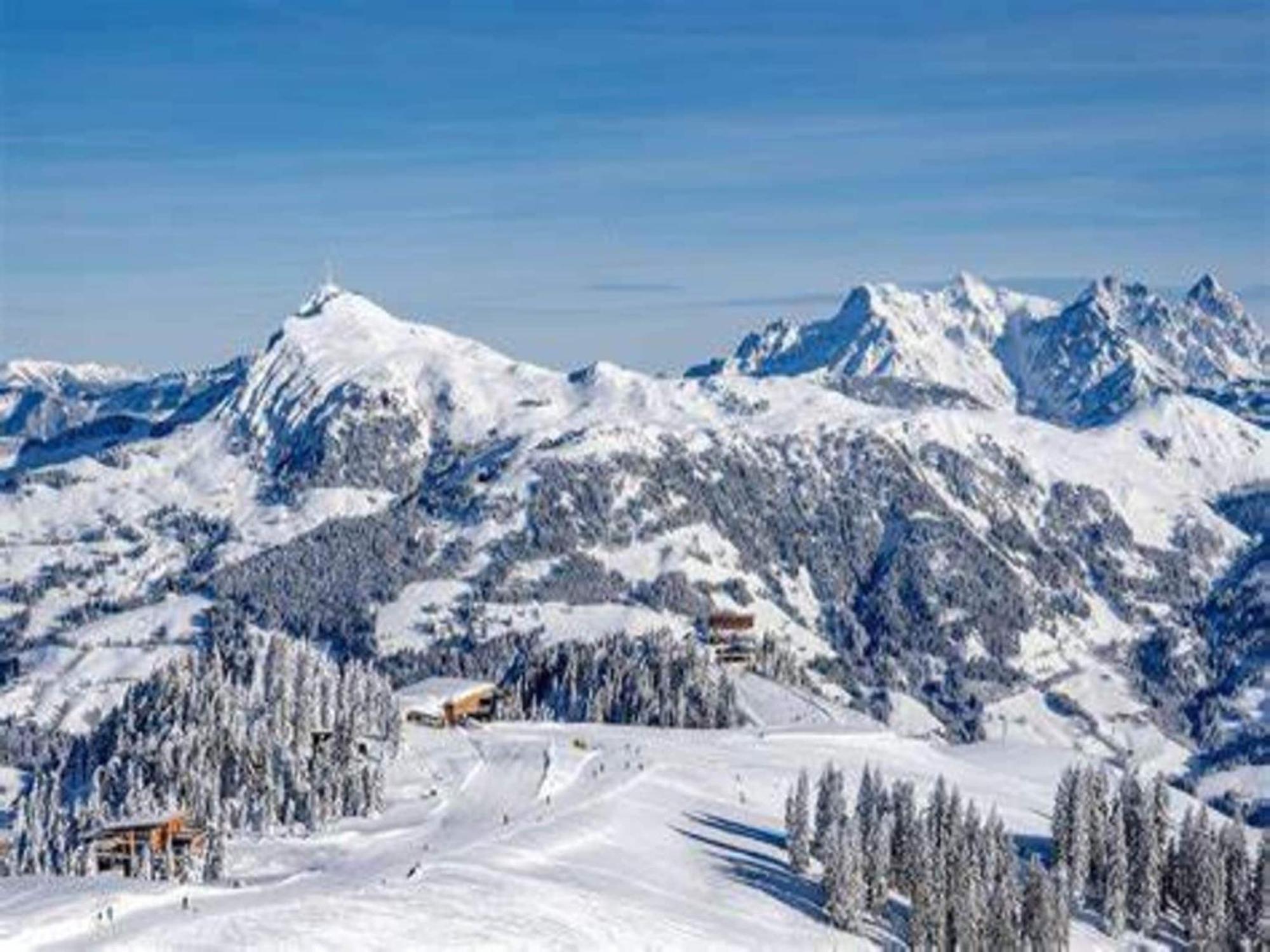 Apartment Near The Hahnenkamm Cable Car Кицбюэль Экстерьер фото