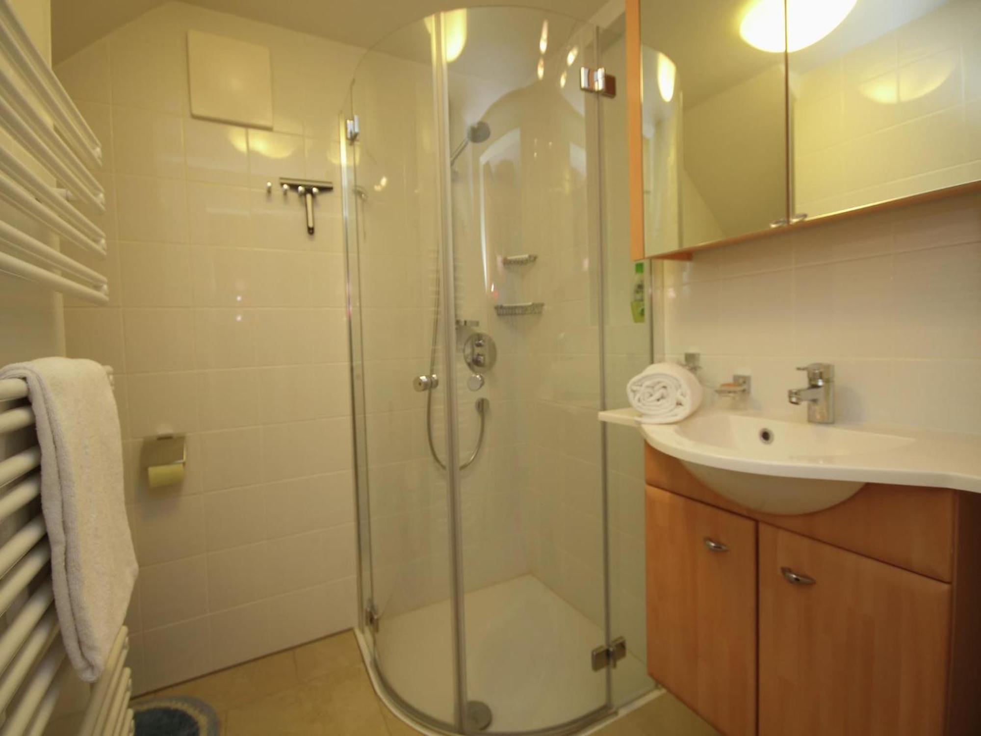 Apartment Near The Hahnenkamm Cable Car Кицбюэль Экстерьер фото