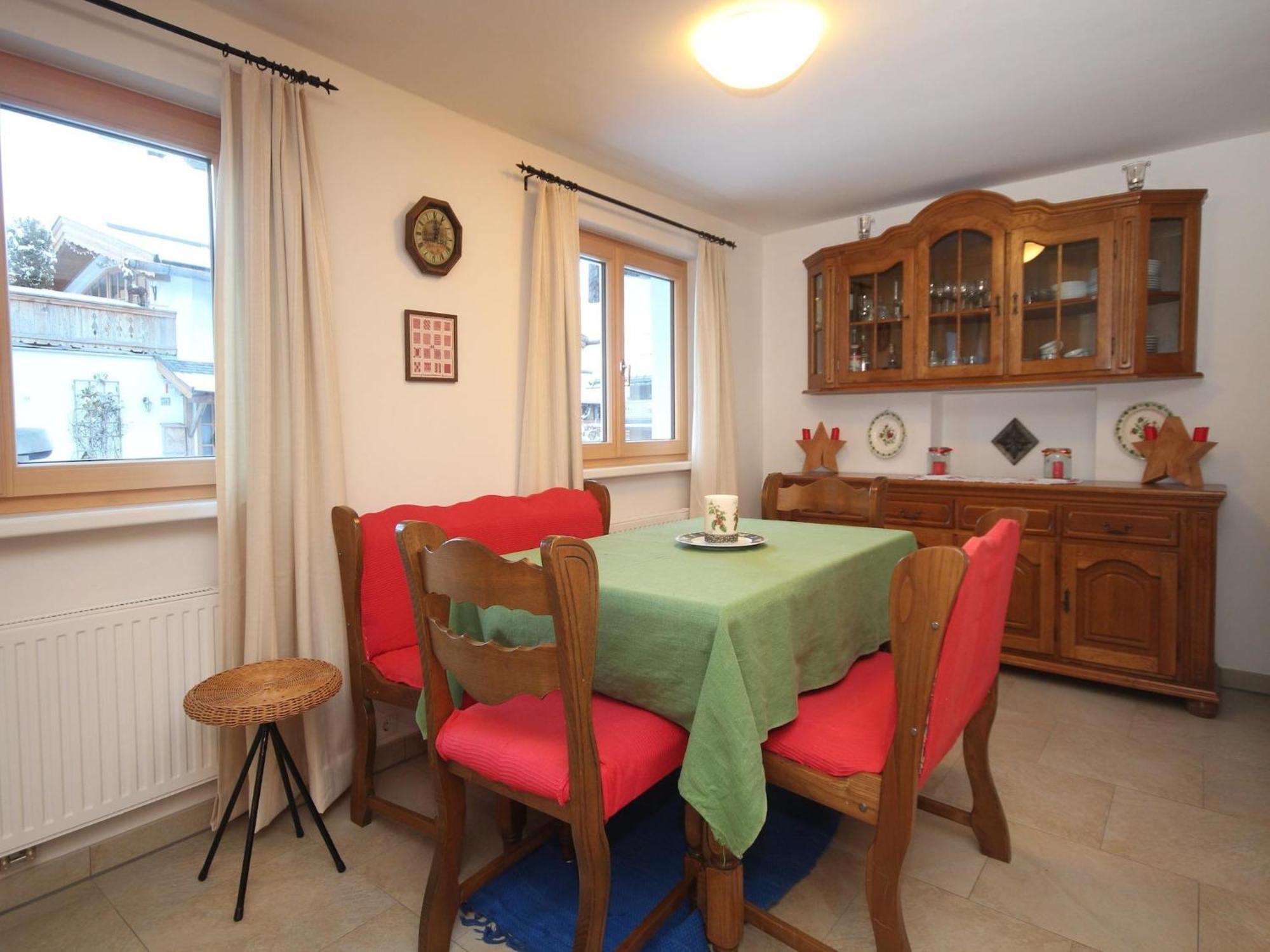 Apartment Near The Hahnenkamm Cable Car Кицбюэль Экстерьер фото