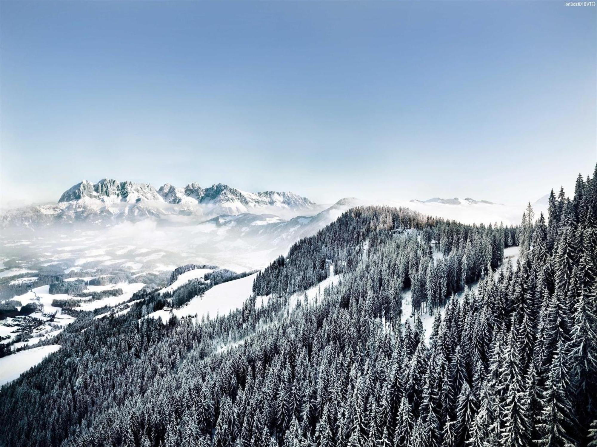 Apartment Near The Hahnenkamm Cable Car Кицбюэль Экстерьер фото