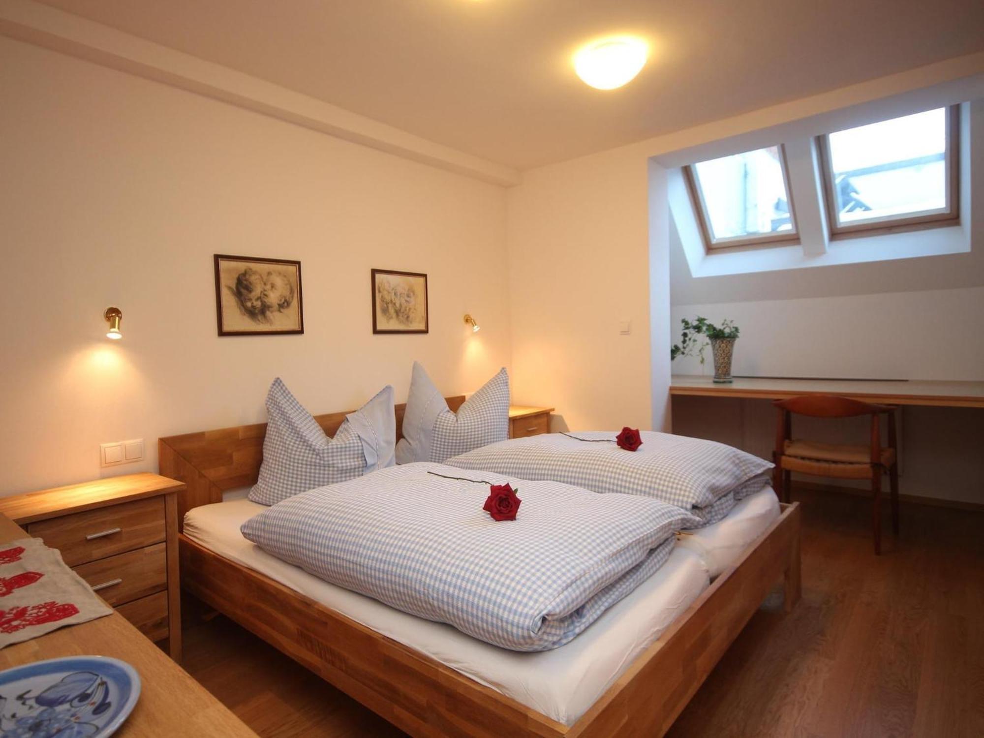 Apartment Near The Hahnenkamm Cable Car Кицбюэль Экстерьер фото